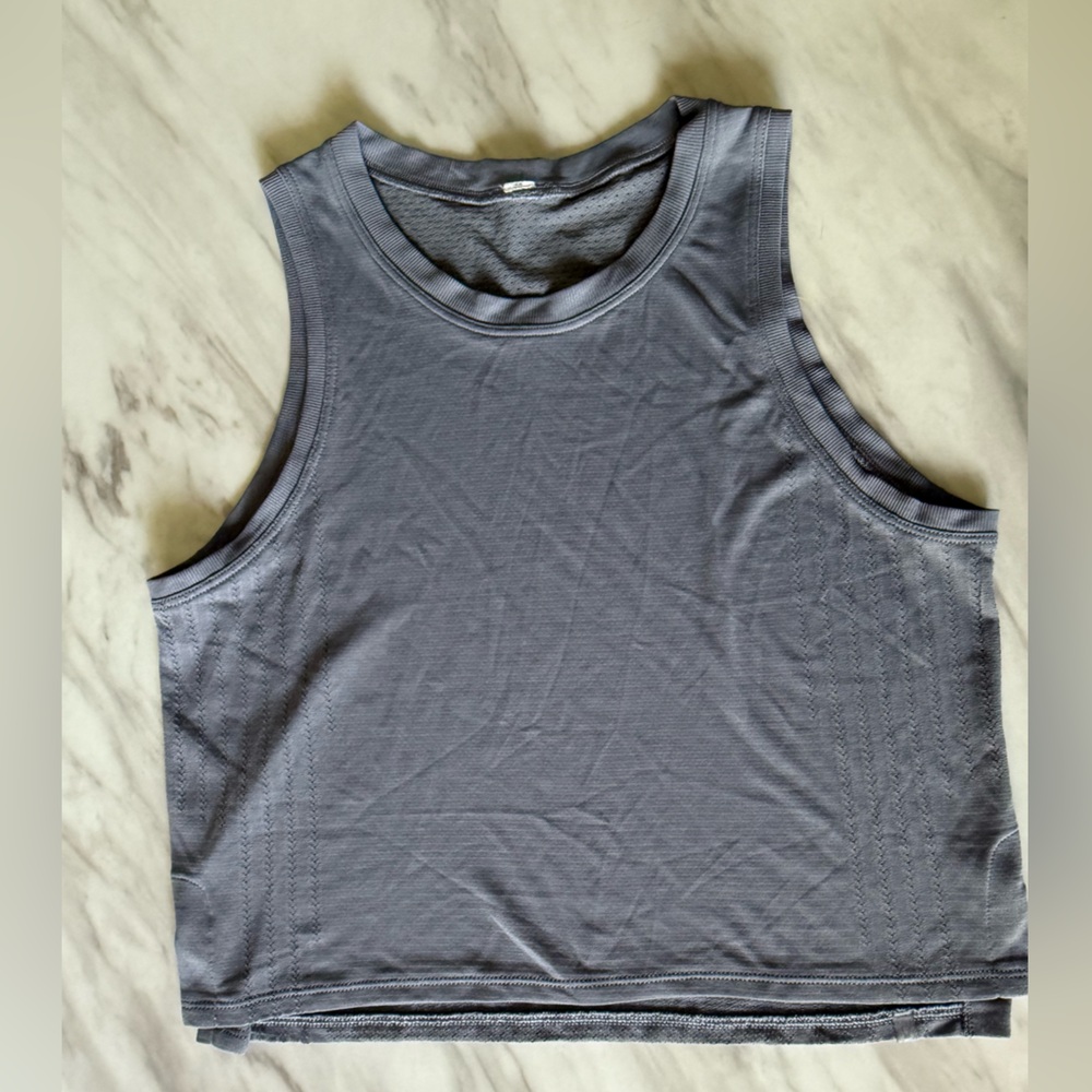 Lululemon cropped mesh muscle tank – gray